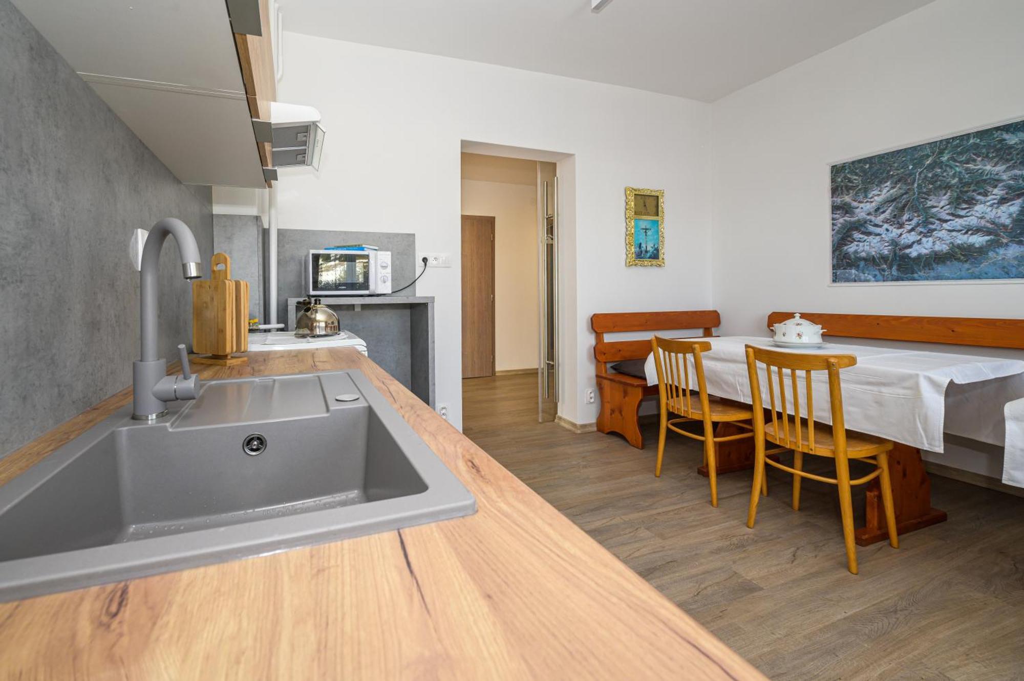 Guesthouse Cyprian Ждьяр Экстерьер фото